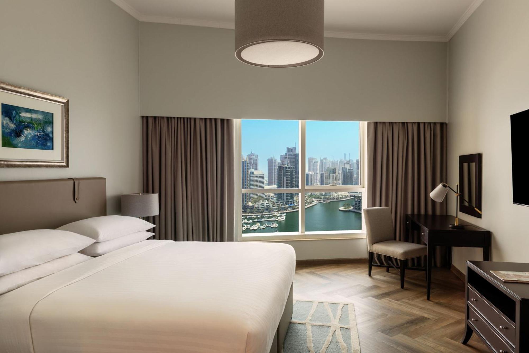 Marriott Harbour And Hotel 4*